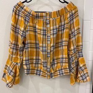 Off the shoulder long sleeve